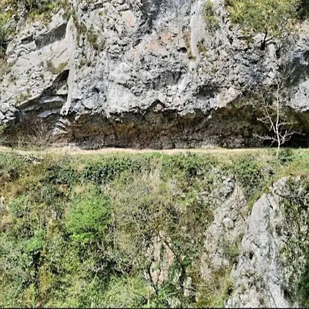 Casa Antiguo Obrador Llanuces