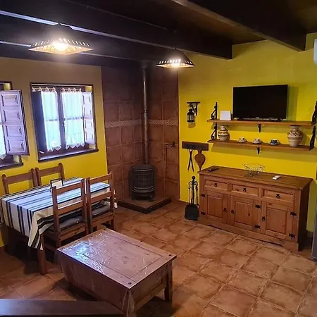 Ferienhaus Casa Antiguo Obrador Llanuces